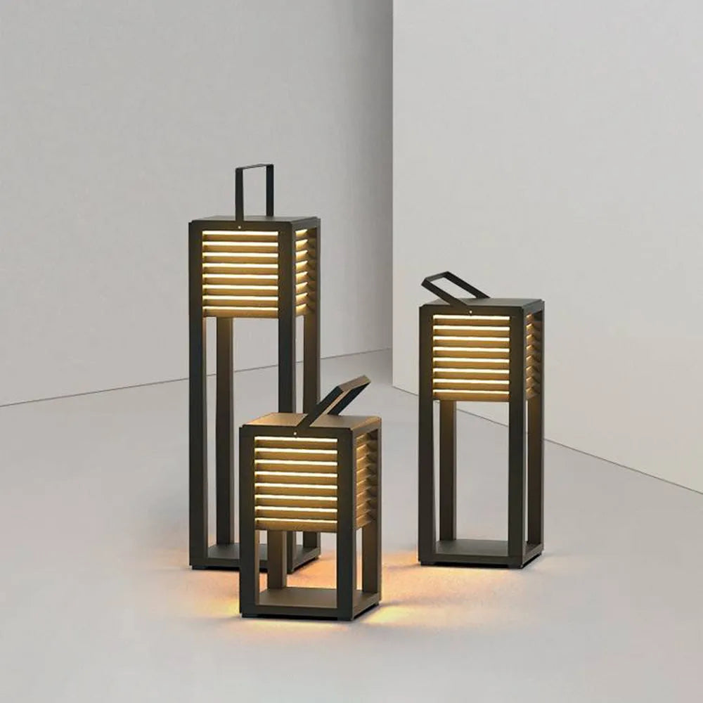 Modern Solar Outdoor Floor Lamp – Rectangular 