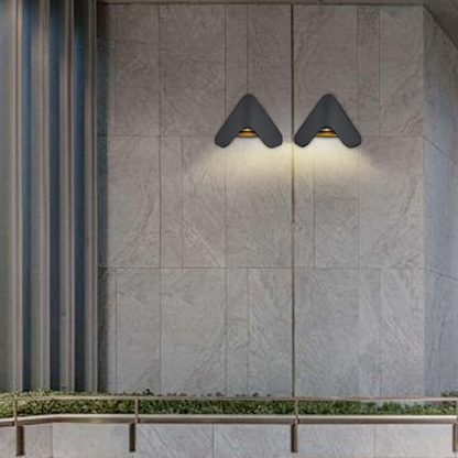 Modern Triangle Wall Lamp-Black