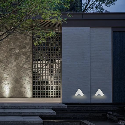 Modern Triangle Wall Lamp-White