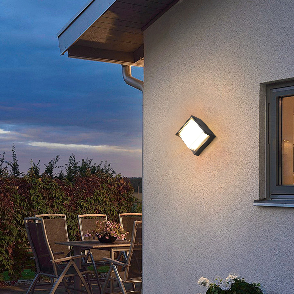 Modern Square Outdoor Wall Lamp