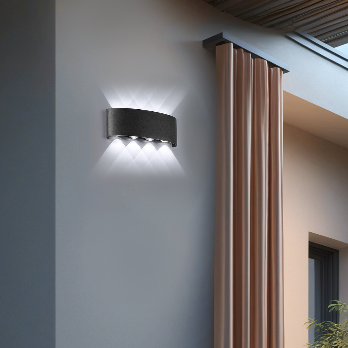 Modern Outdoor Wall Lamp - Black Metal Design