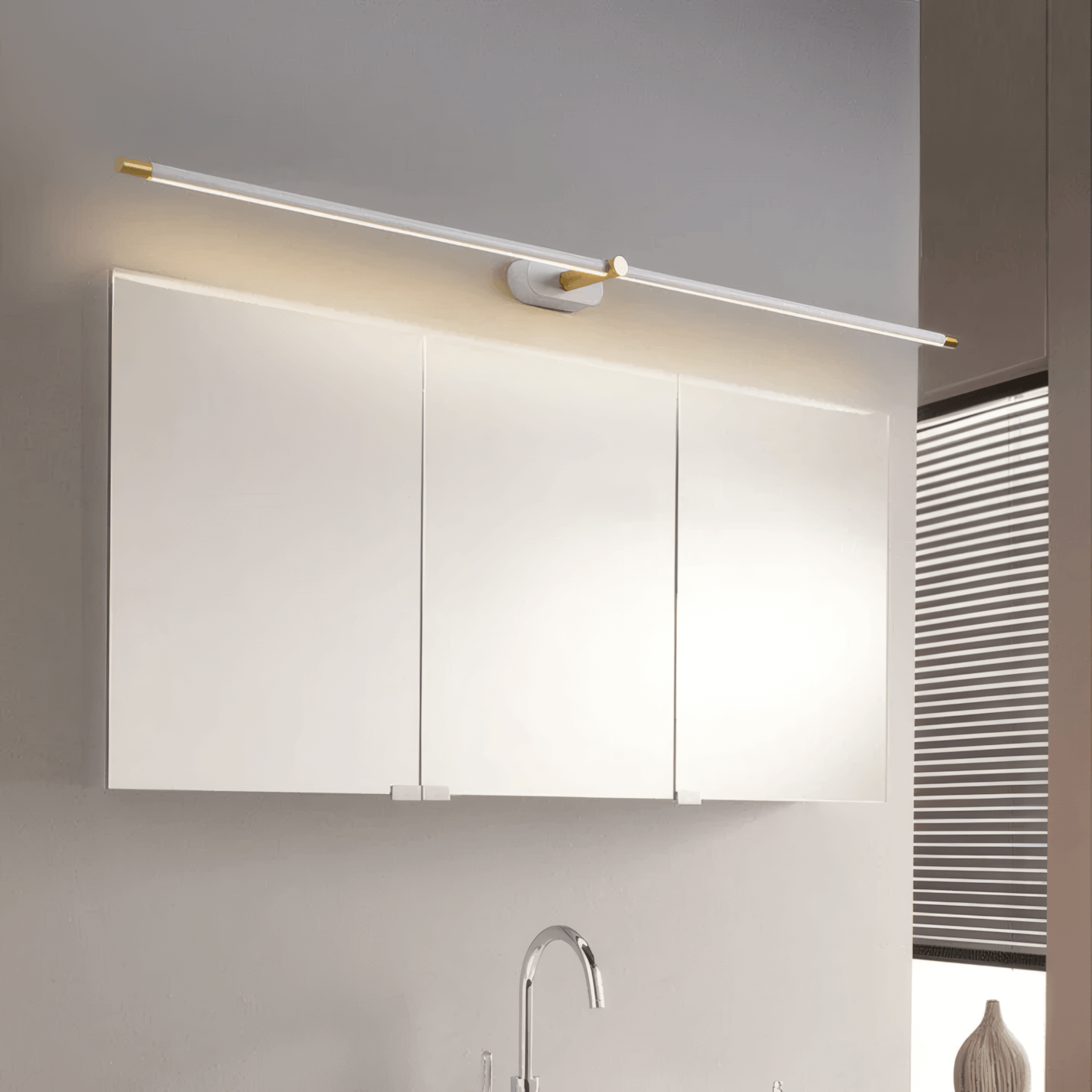 Minimalist Linear White Wall Lamp for Vanity