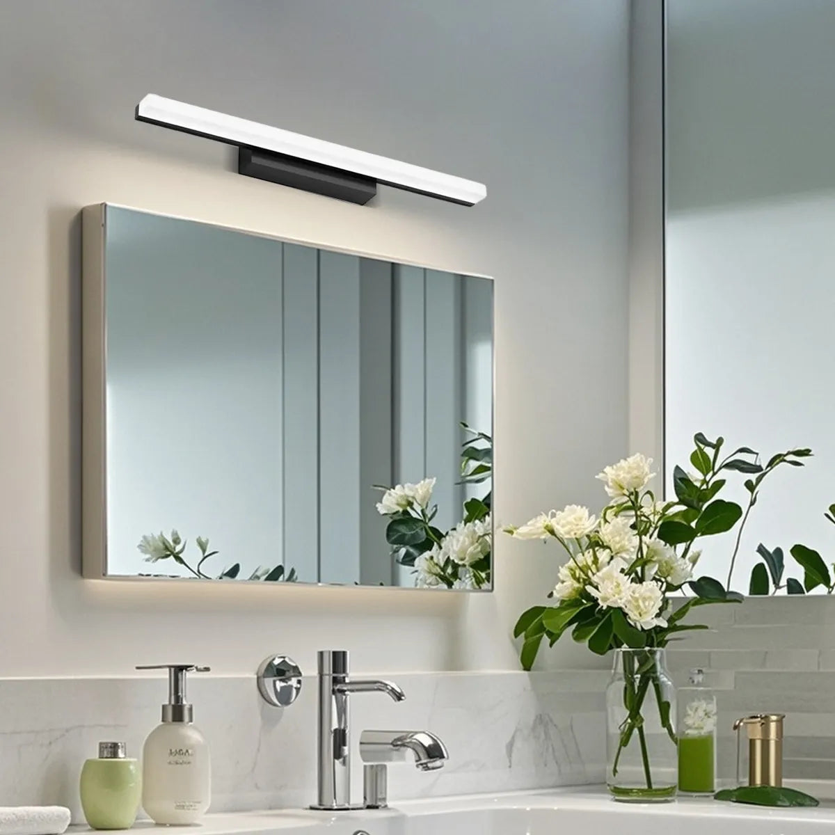 Minimalist Linear Vanity Wall Lamp – IP44