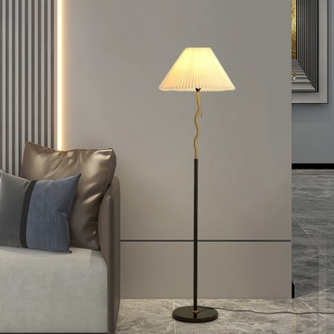 Minimalist Floor Lamp - Black
