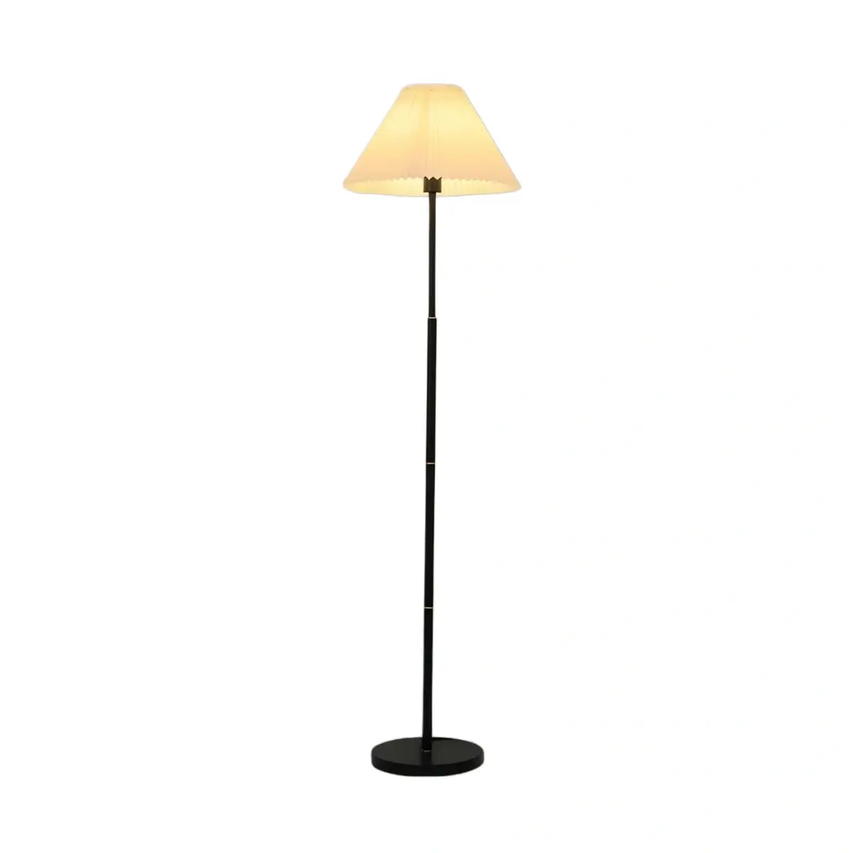 Crema Vintage Floor Lamp