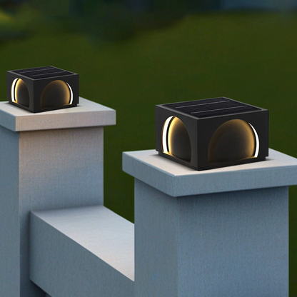 Modern Metal Outdoor Solar Pillar Lights 
