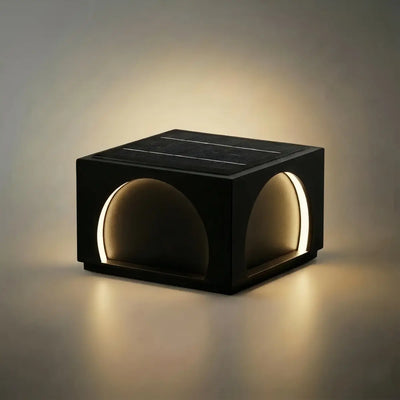 Modern_Metal_Outdoor_Solar_Pillar_Light