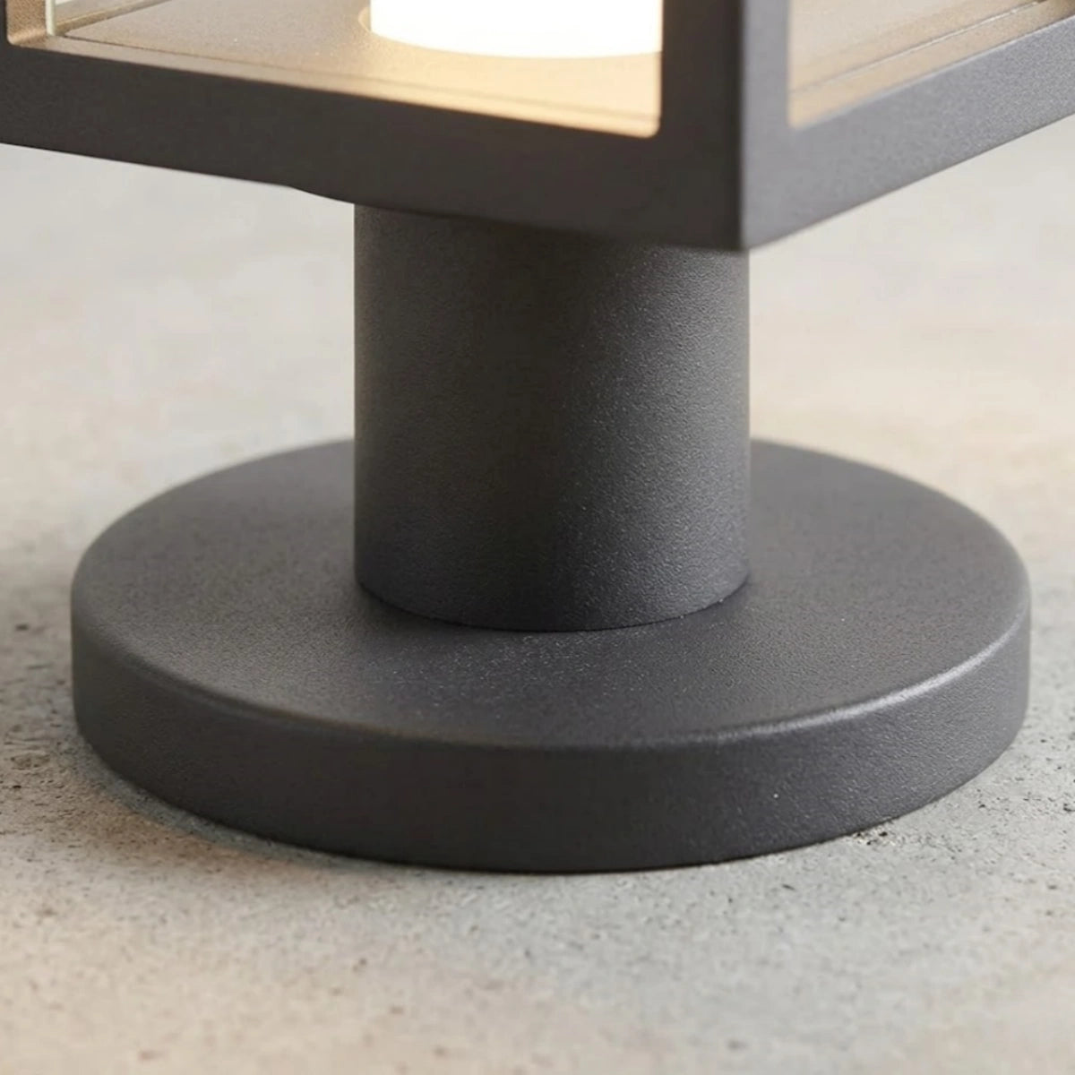 Faroles solares modernos Arcato para exteriores - Diseño de linterna de metal negro