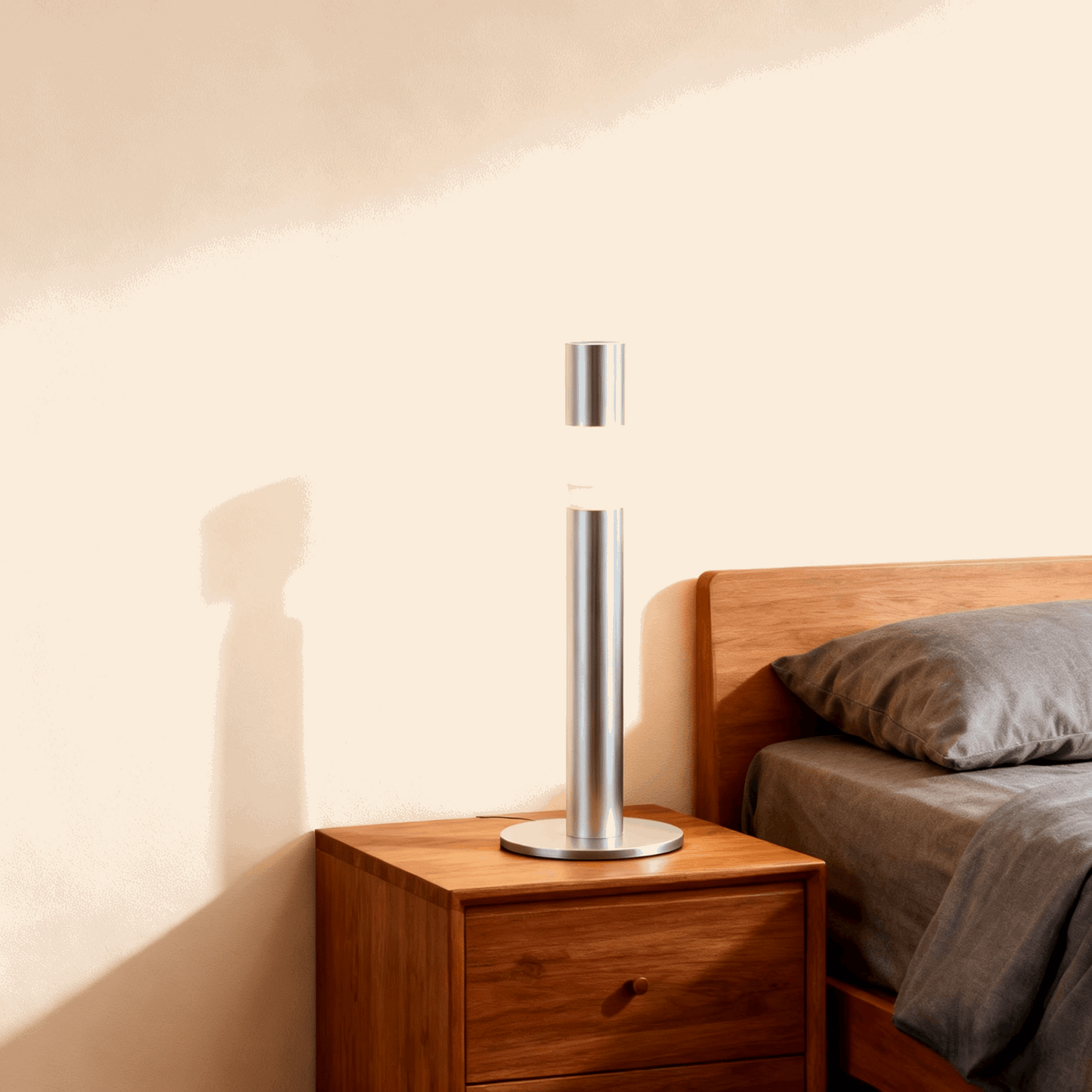 Arcato-Modern-Minimalist-Liftable-Table-Lamp-Silver