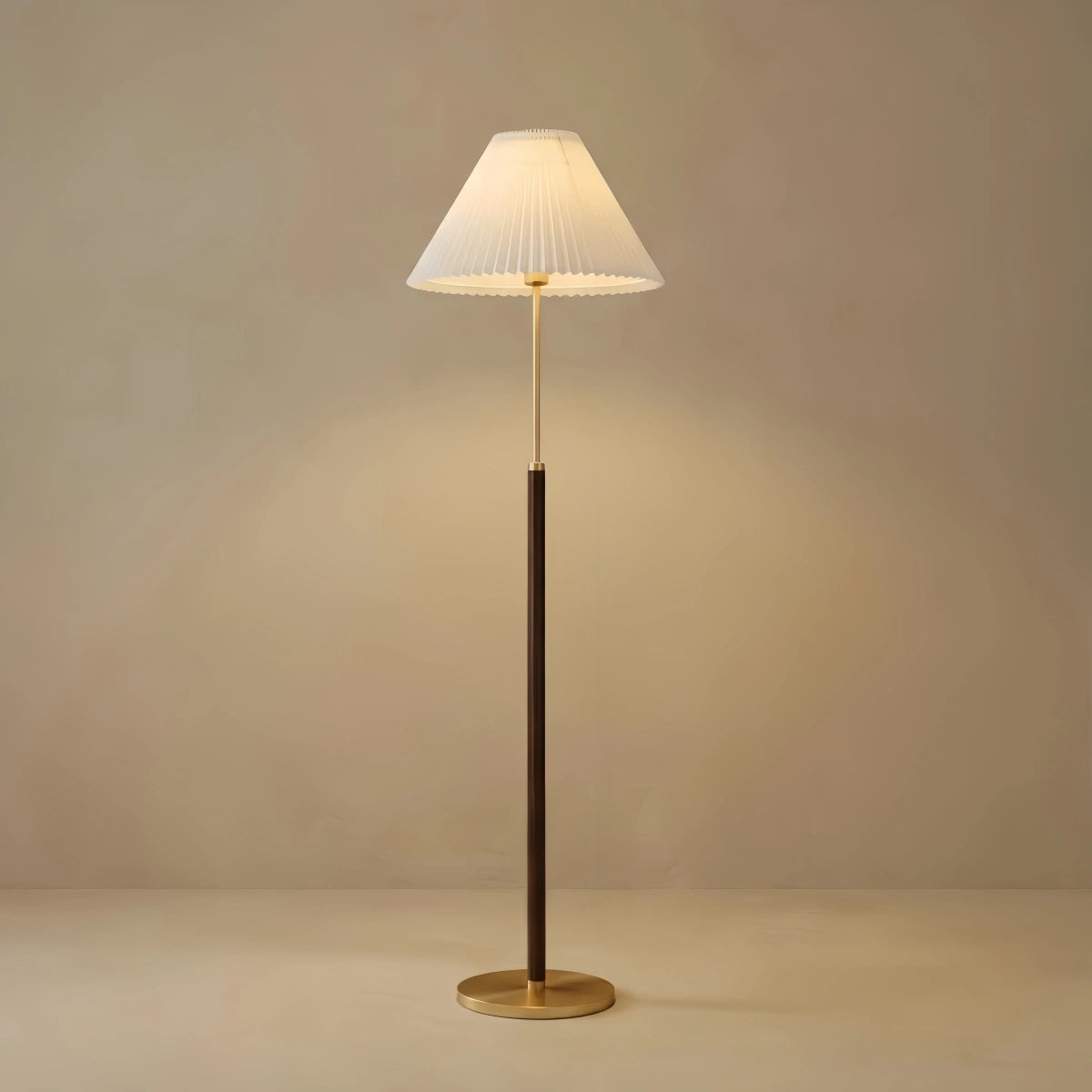Crema Classical Walnut Floor/Table Lamp — Metal & Fabric Linear Design for Bedroom