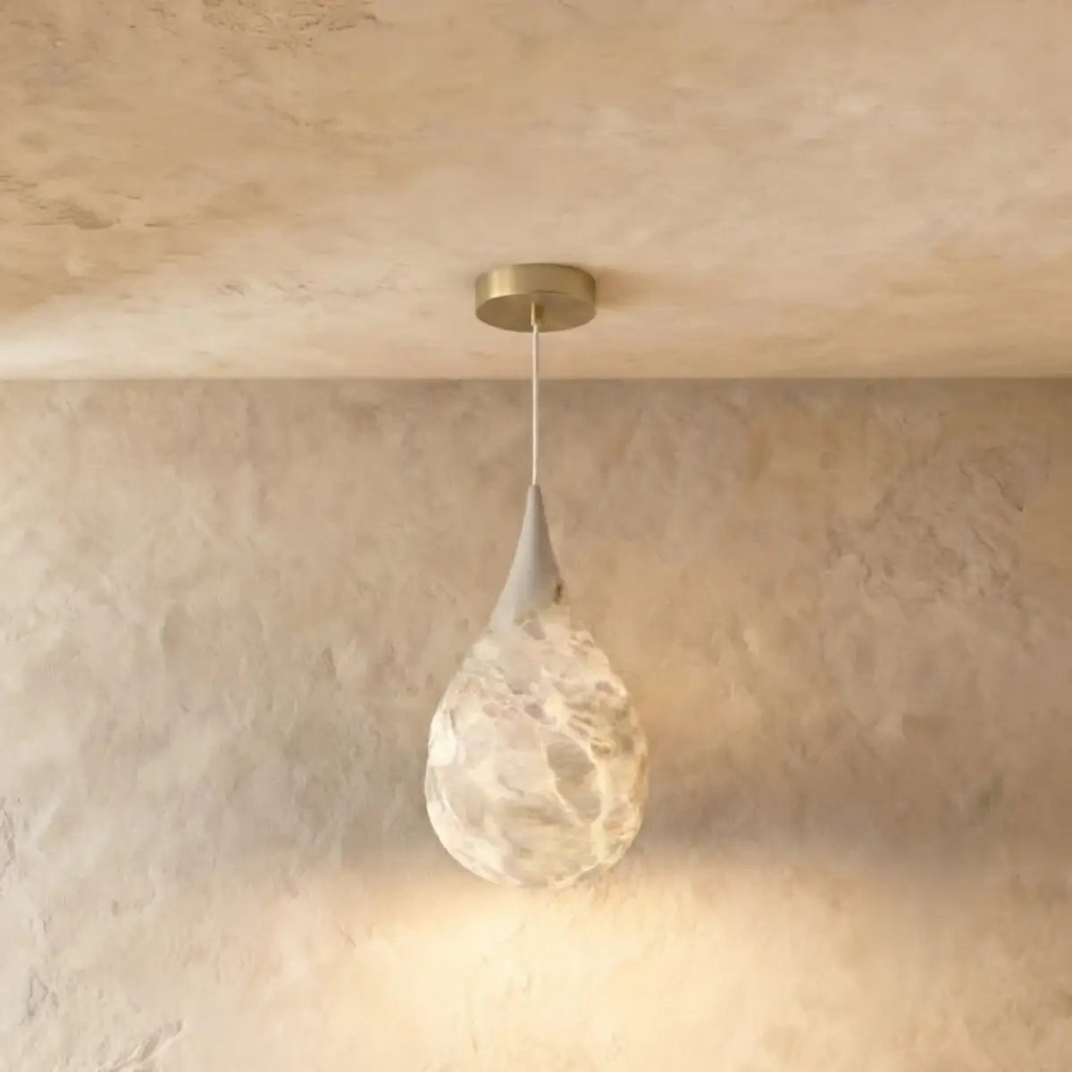 Excelis Light Luxury Alabaster Teardrop Lamp——Natural Translucent