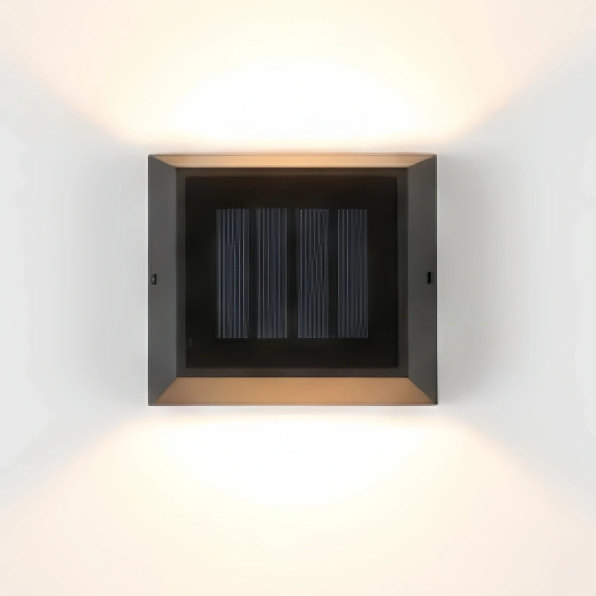 Minimalist Stainless Steel Outdoor Wall Sconce – Modern Exterior Light with Solar or Wired Power