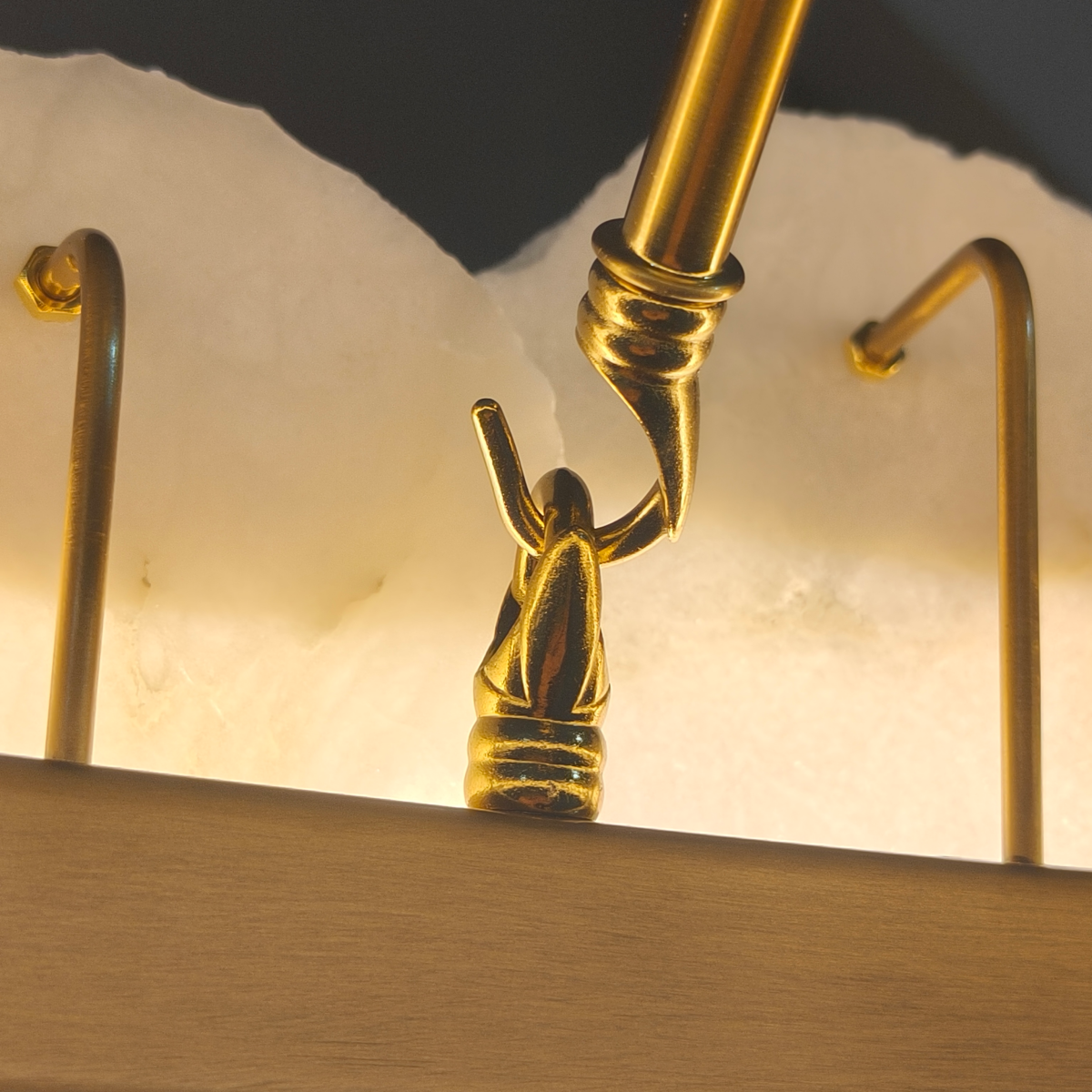 Excelis_Luxury_Sculptural_Brushed_Gold_Chandelierf