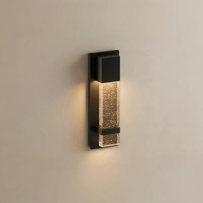 Arcato_Modern_Vertical_Outdoor_Wall