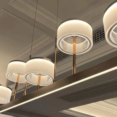 Moderna lámpara colgante lineal dorada y negra – Elegancia escultural de mediados de siglo para comedor