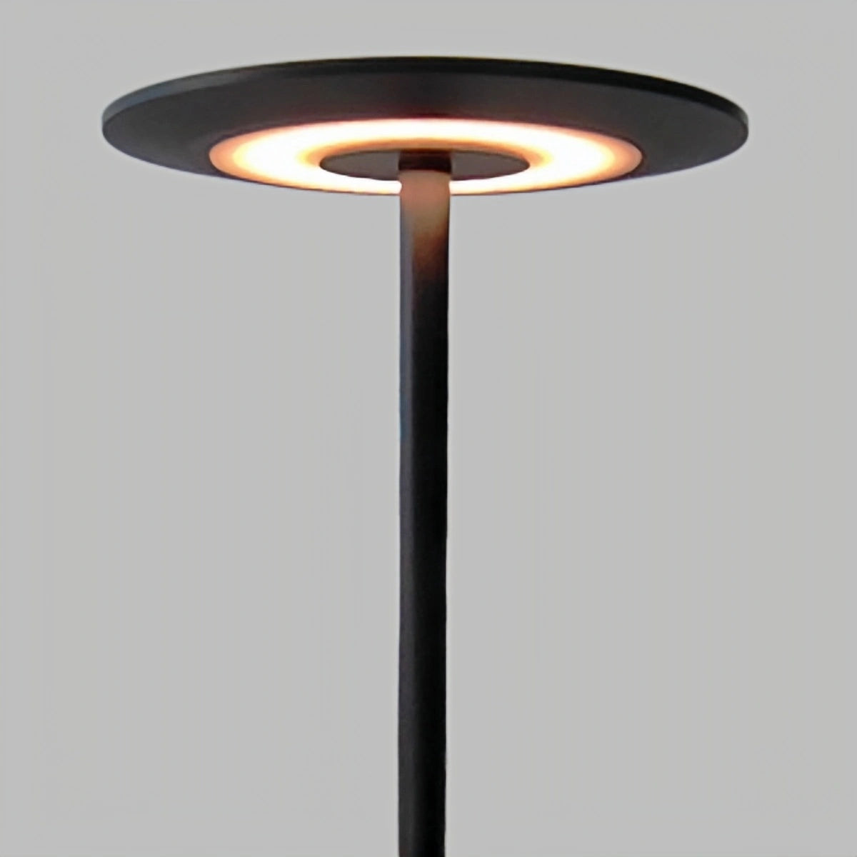 Crema Modern Table Lamp