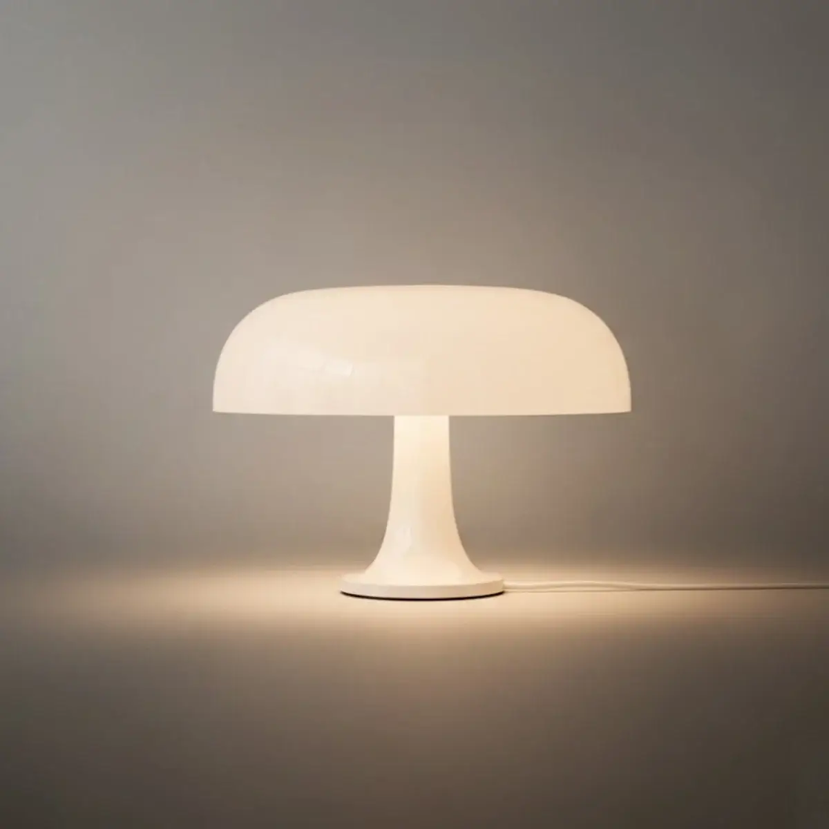Mahara Mid-Century Modern Mushroom Table Lamp