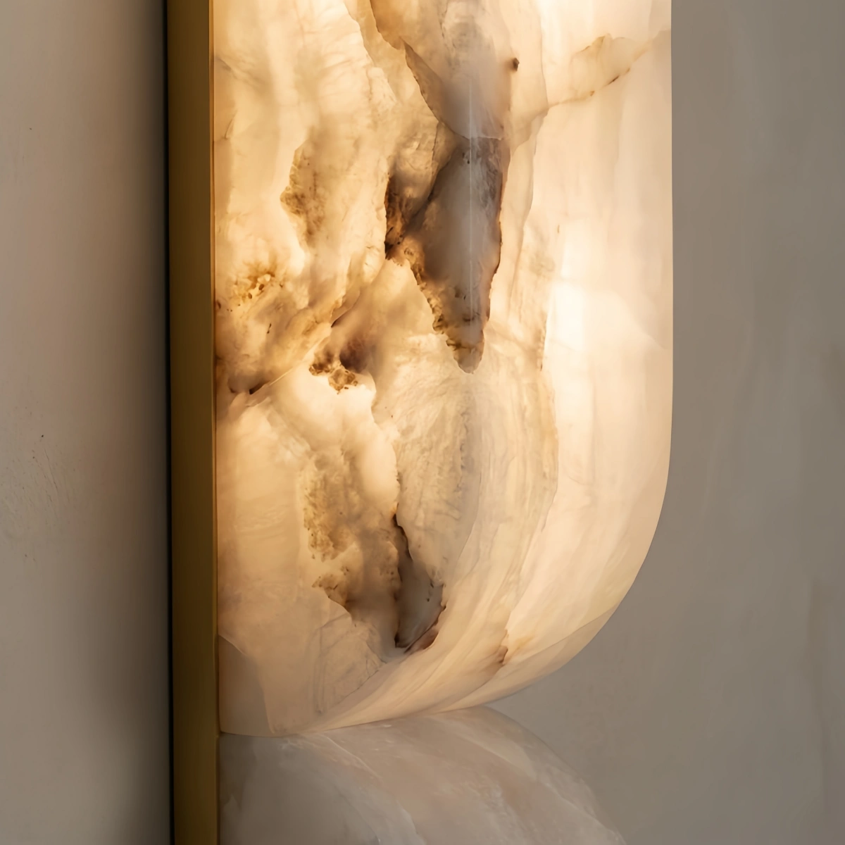 Aplique de pared de alabastro moderno – Lámpara de pared LED de piedra en dorado o negro para sala de estar