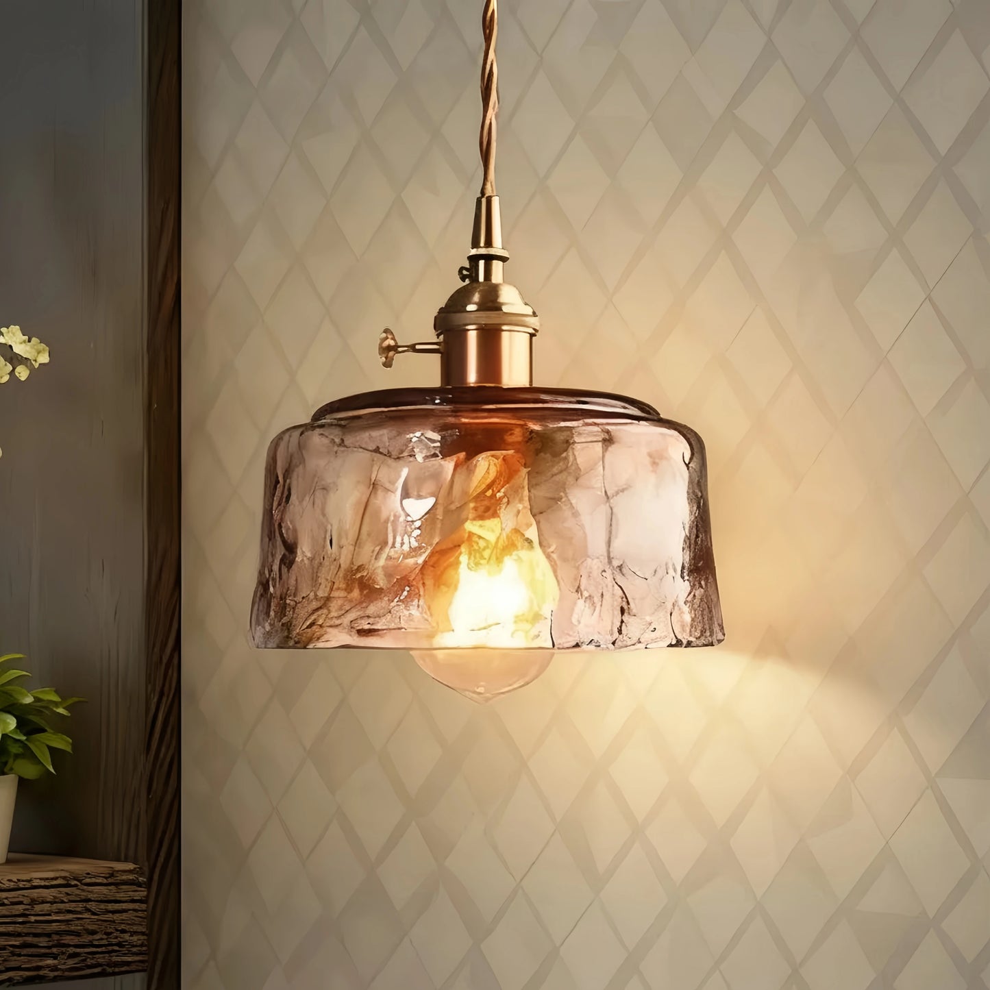 Vetro Retro Pendant Light – Amber Glass/Metal Fixture for Dining Room