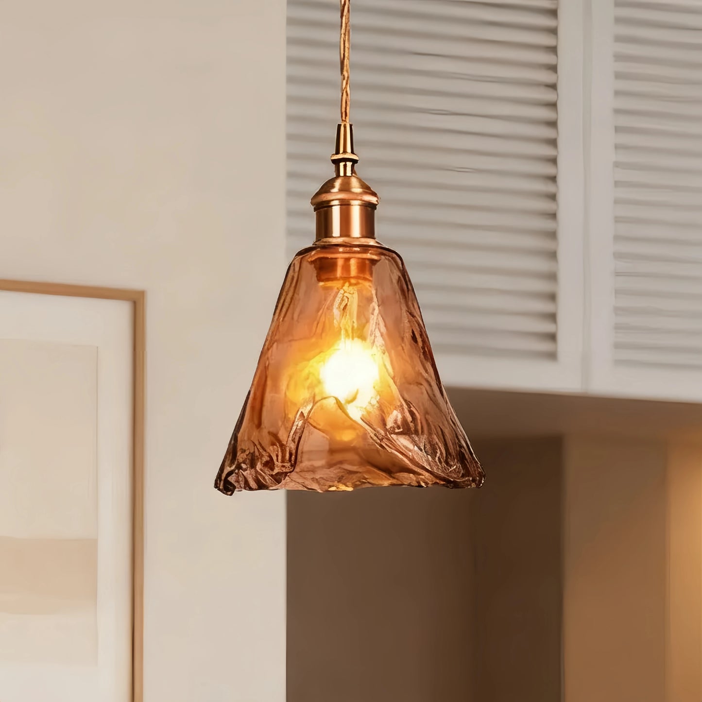 Vetro Retro Pendant Light – Amber Glass/Metal Fixture for Dining Room