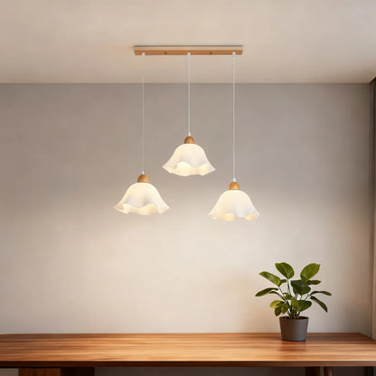 Crema Nordic Flower LED-Pendelleuchte – Weißes Holz/Acryl für das Esszimmer