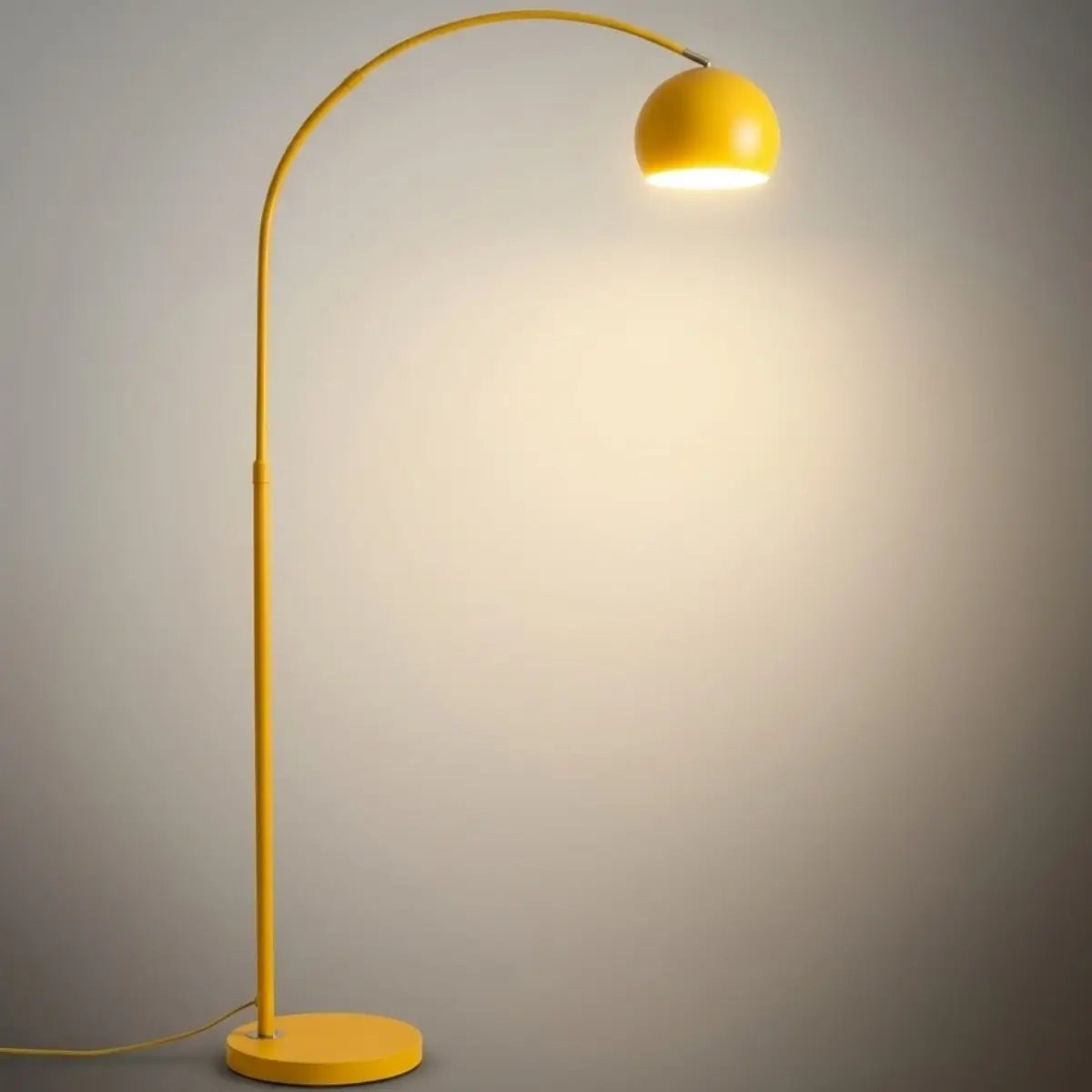 Nordic Floor Lamp - Metal in Black/Blue/Gold/Pink