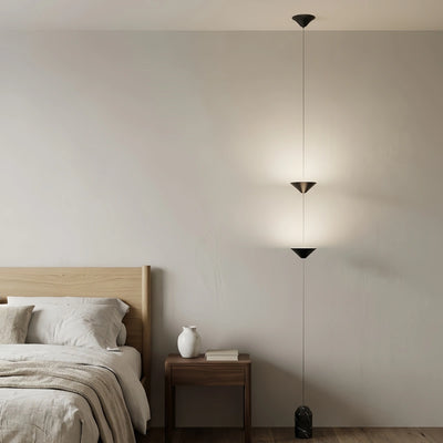 Lámpara de pie minimalista nórdica Arcato - Diseño lineal de 3 bombillas, de longitud completa