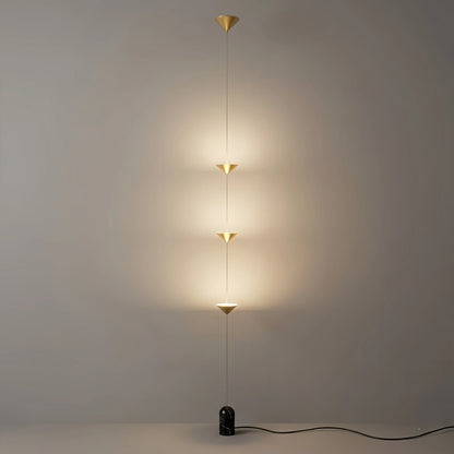 Arcato Nordic Minimalist Stehleuchte - 3-flammiges, lineares Design, volle Länge