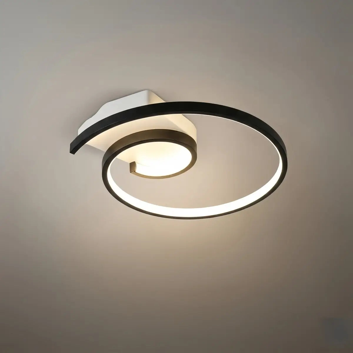 Arcato_Spiral_Ceiling_Light