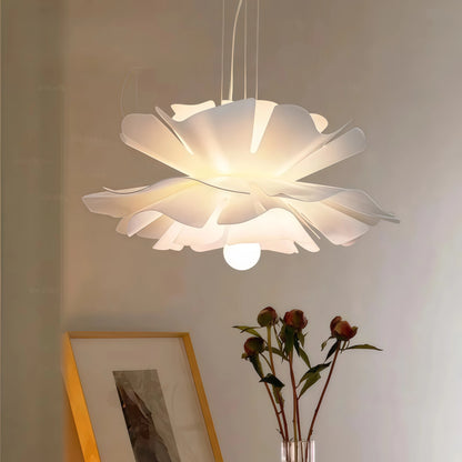 Crema Modern Flower-Shaped Pendant Light – White Metal/Acrylic for Dining Room