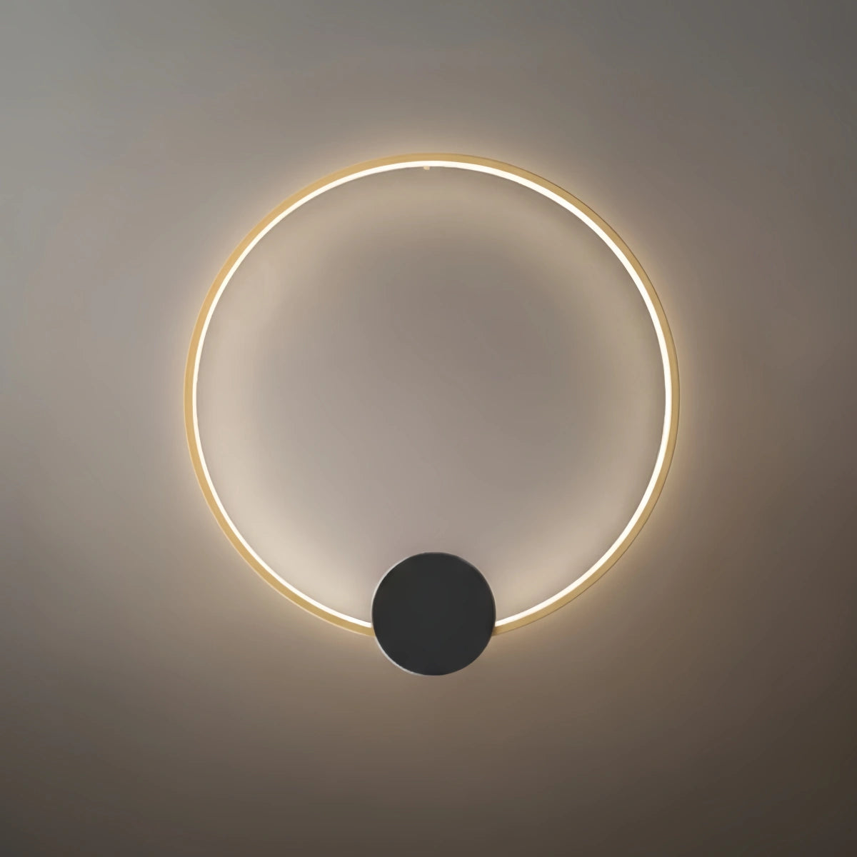 Minimalist Sun Copper Pendant Light – Matte Black Adjustable Brightness for Bedroom