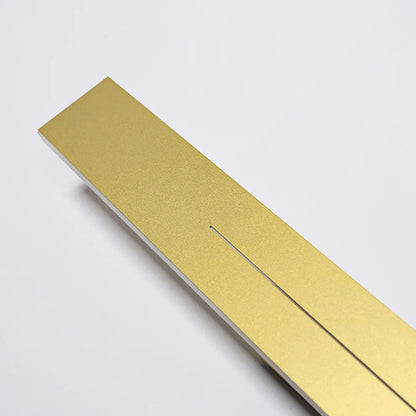 Minimalist Linear Gold Wall Lamp Detail-2