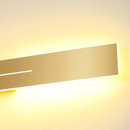 Minimalist Linear Gold Wall Lamp Detail
