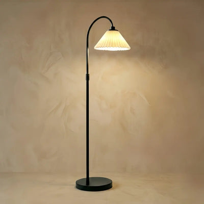 Elegant LED Floor Lamp -- Stainless Steel & PC Black for Garden/Courtyard