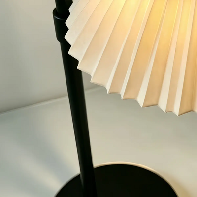 Solara Elegant LED Floor Lamp -- Stainless Steel & PC Black for Garden/Courtyard Details