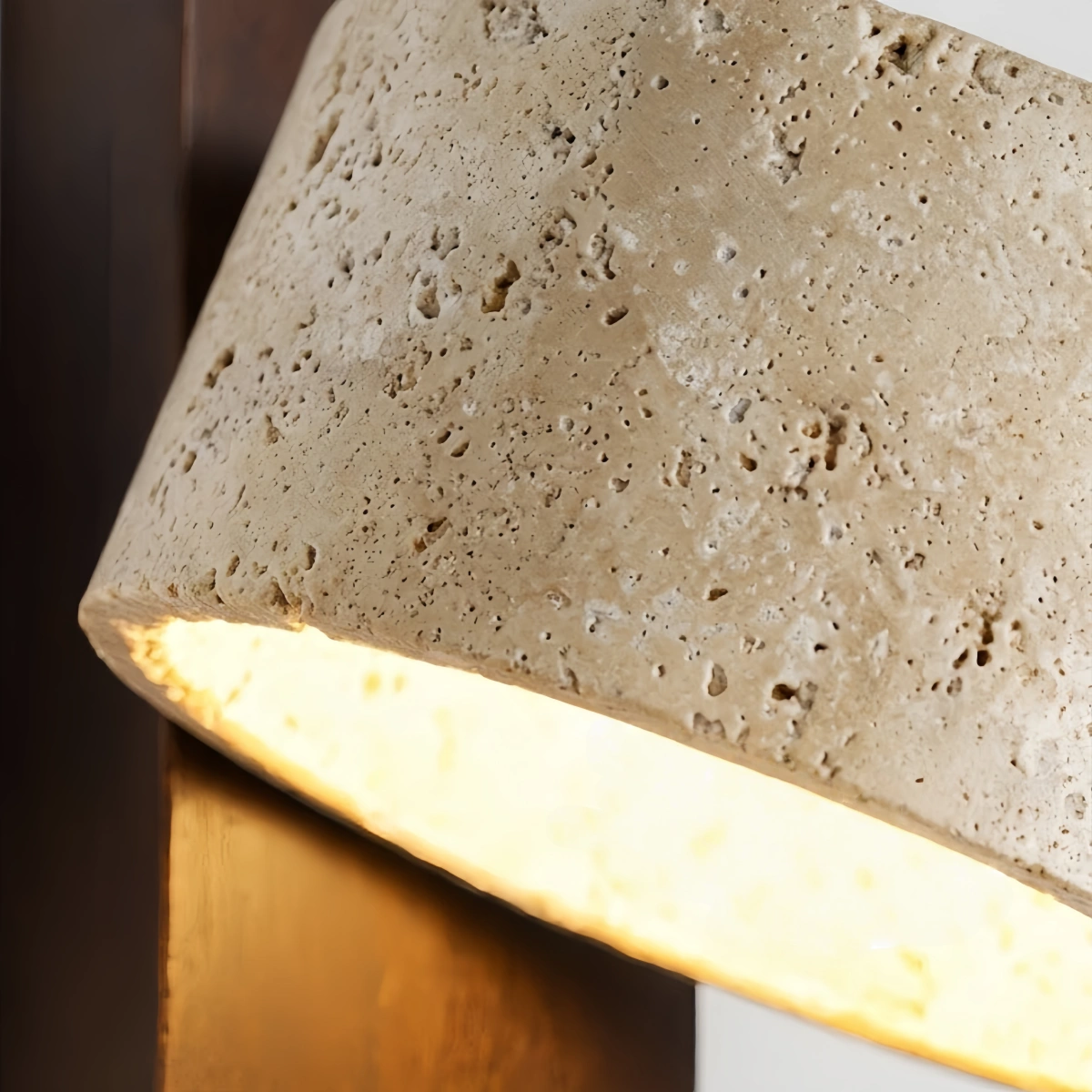 Strata Minimalistische Wandleuchte – Gelber Travertin & Holz für Schlafzimmer