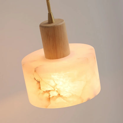 Alba Moderne Alabaster-Pendelleuchte – Messing & Weiß für das Esszimmer