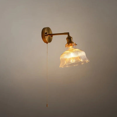 Vetro Vintage Brass Wall Lamp