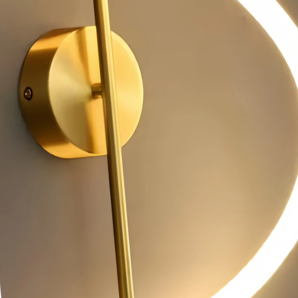 Arcato Artistic Musical Note Wall Lamp