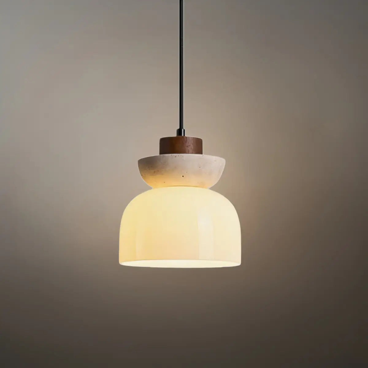 Strata_Natural_Ritta_Pendant_Light