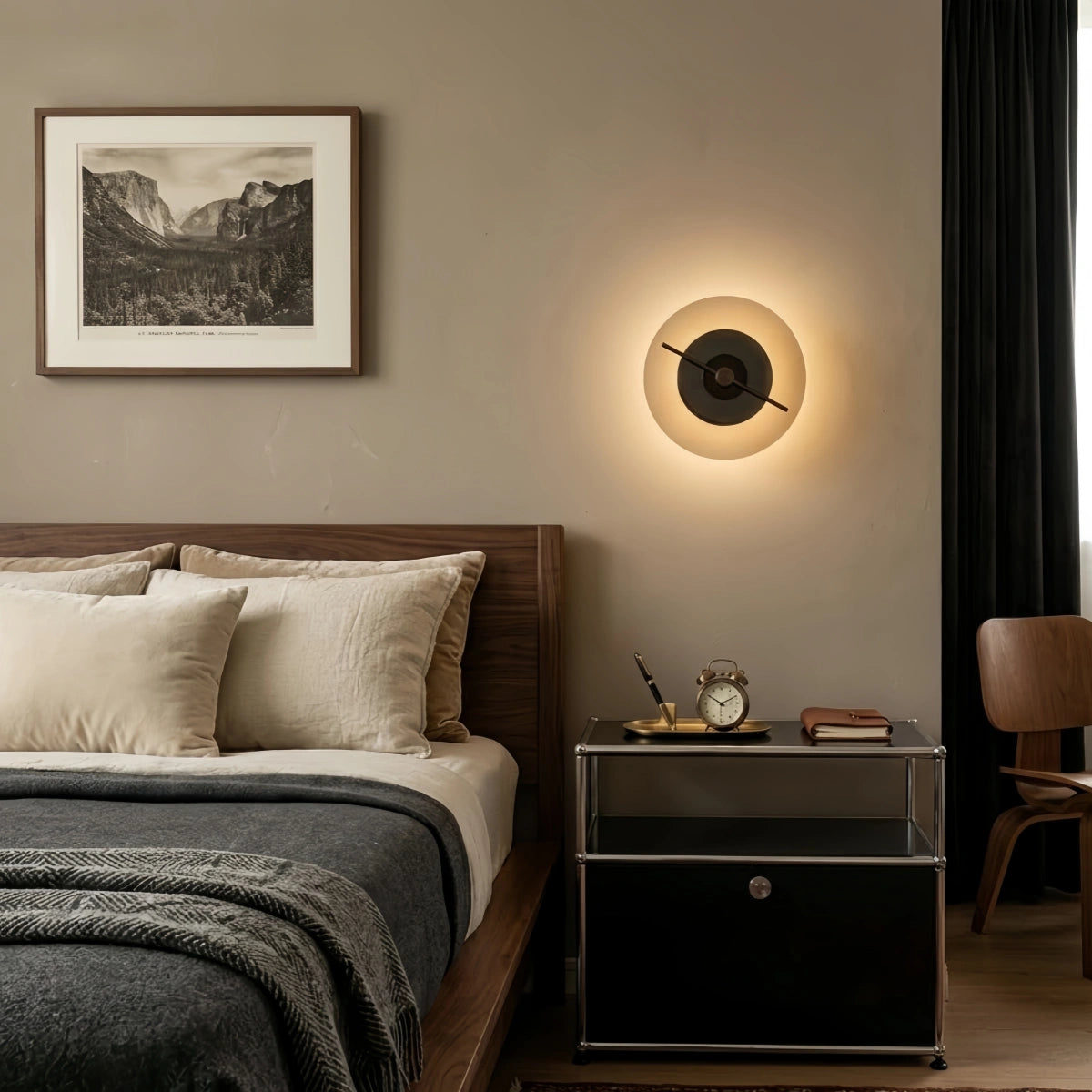 Vetro Modern Wall Lamp -- Glass and Carbon Steel with Rotating Shade for Living Room Bedroom