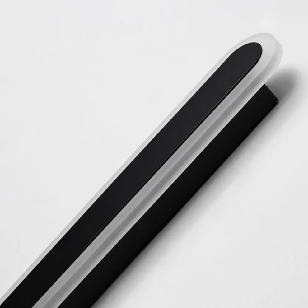 Arcato Modern Linear Outdoor Wall Lamp