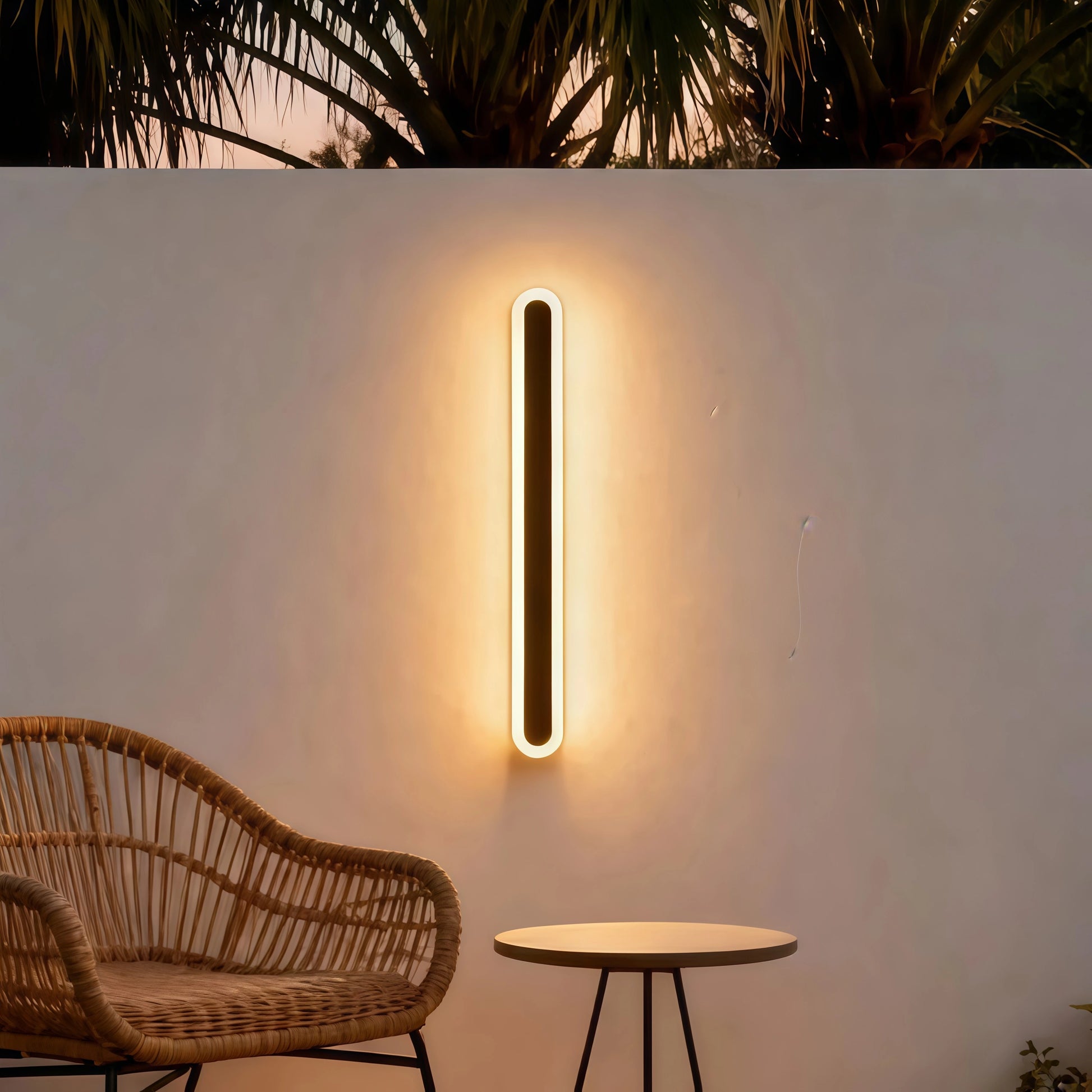 Modern Linear Outdoor Wall Lamp