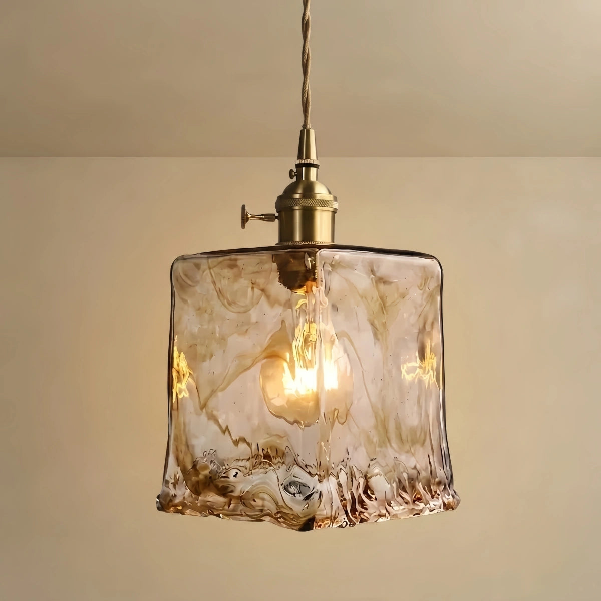 Vetro Retro Pendant Light – Amber Glass/Metal Fixture for Dining Room