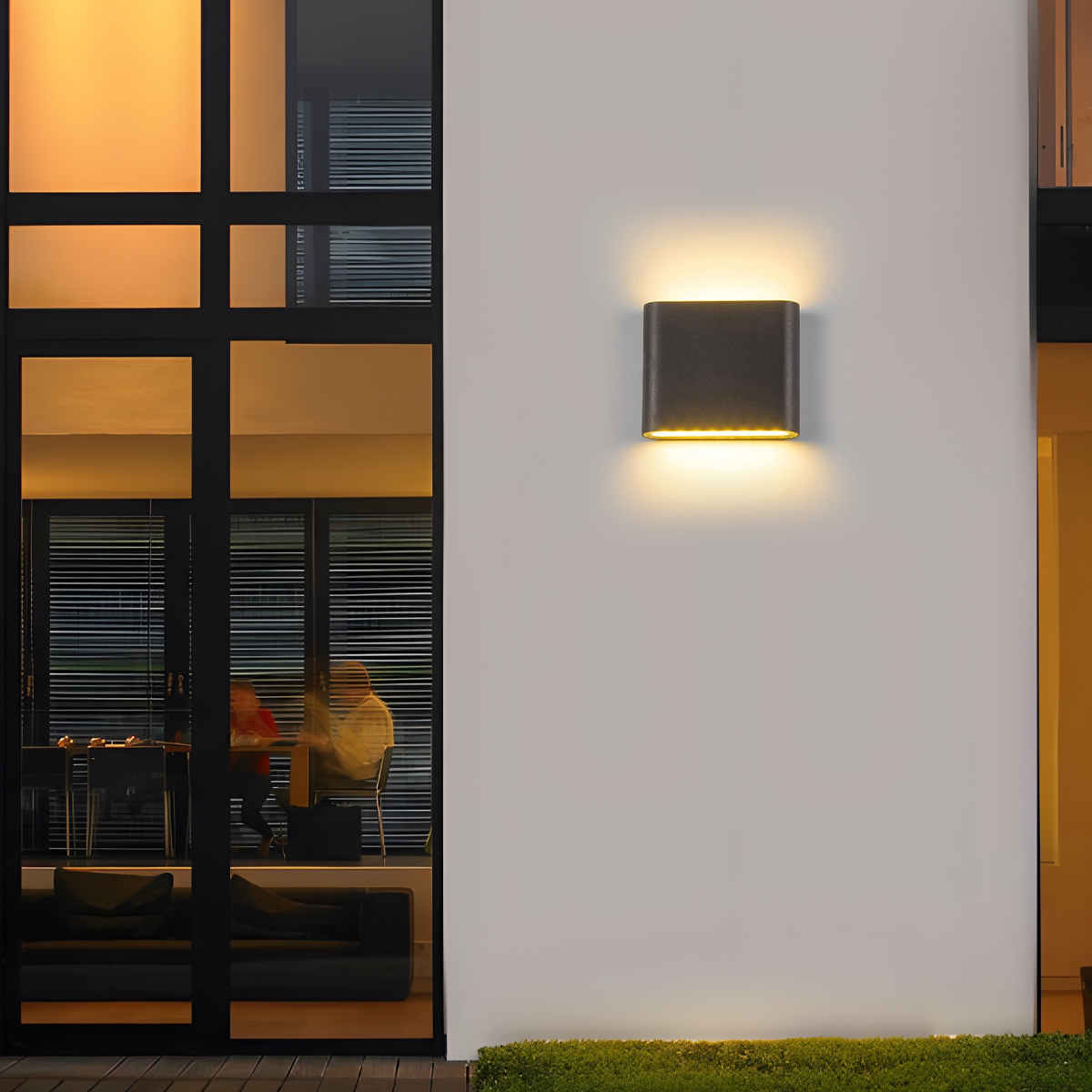 Minimalist Rectangular Outdoor Wall Lamp