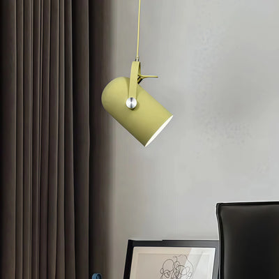 Lámpara colgante moderna Morandia: luminaria metálica con ángulo ajustable para dormitorio