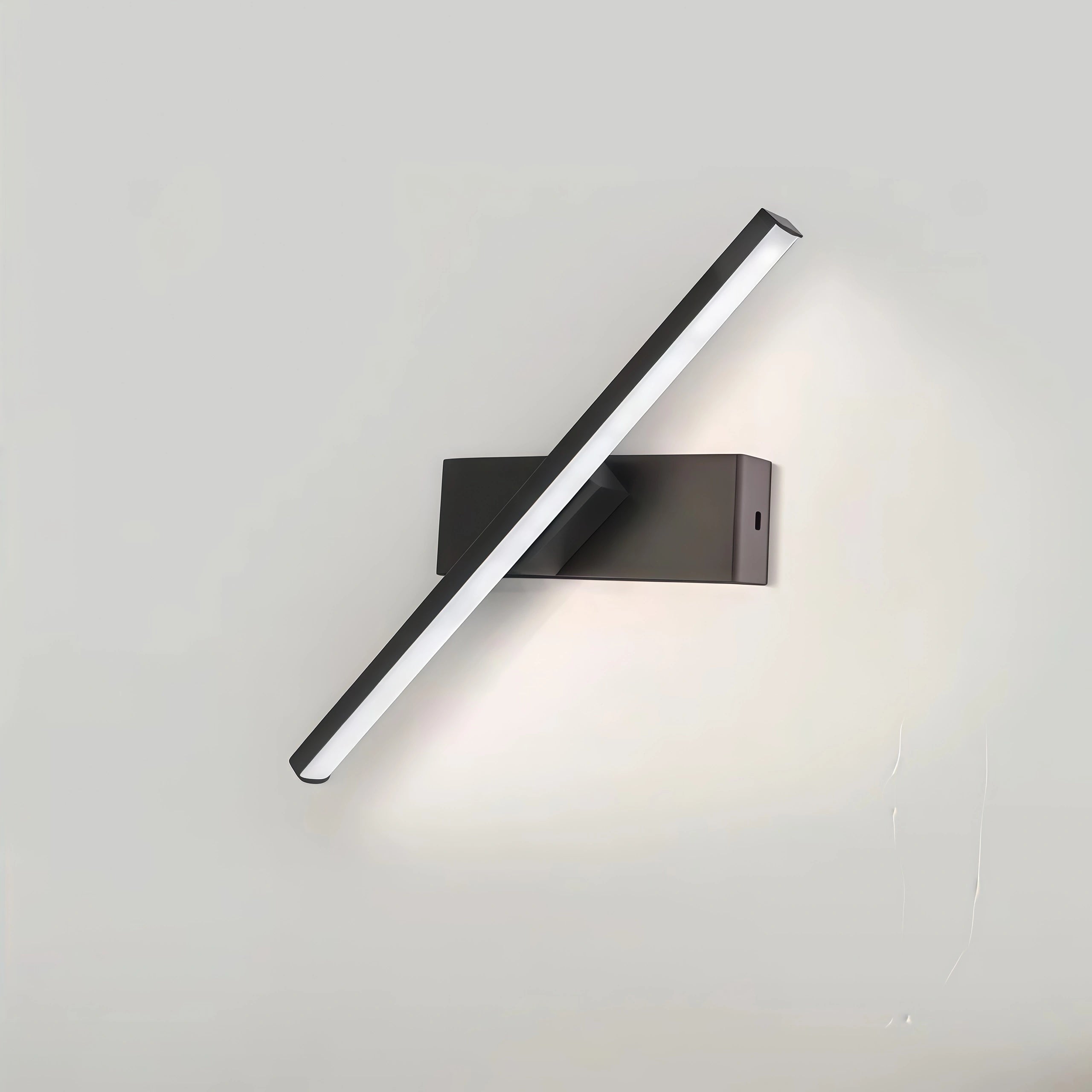 Lámpara de pared lineal moderna Arcato – Accesorio de metal blanco y negro para dormitorio