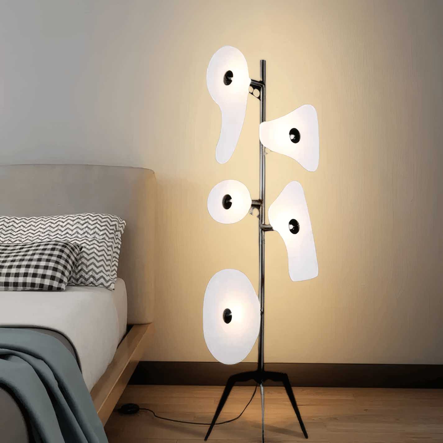 Modern White Floor Lamp for Bedroom