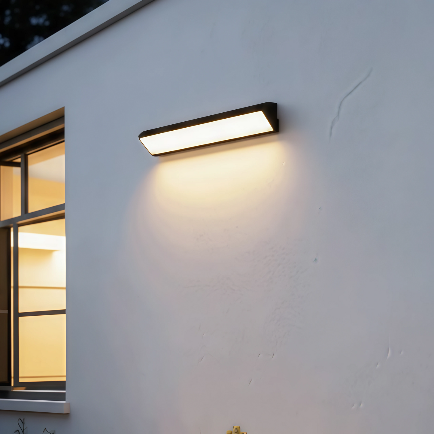 Arcato Minimalist Outdoor Wall Lamp - Light for Courtyard
