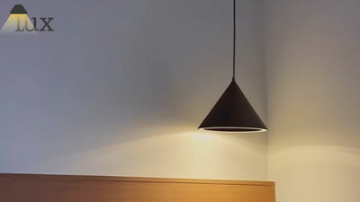 Lámpara colgante cónica Morandia Morandi – Metal y acrílico para comedor